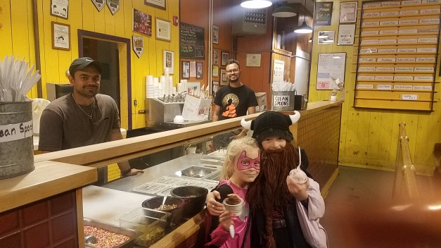 2017-10-31 18.22.59 ice cream.jpg