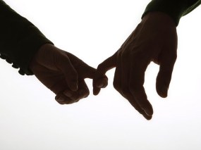 del secret hand hold